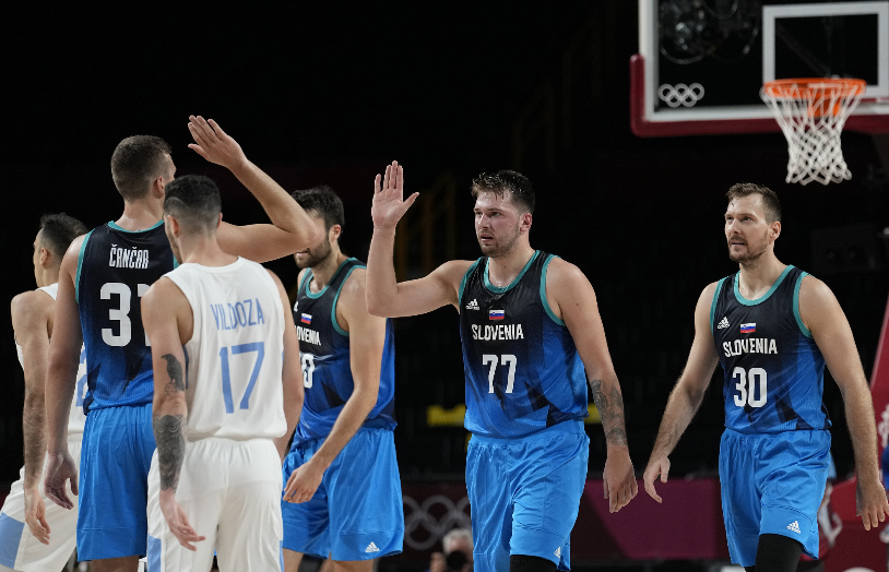 9体育-关于快船队防守崩盘，惨遭对手狂轰猛炸，这些次数简介世界不断情况知道.的信息