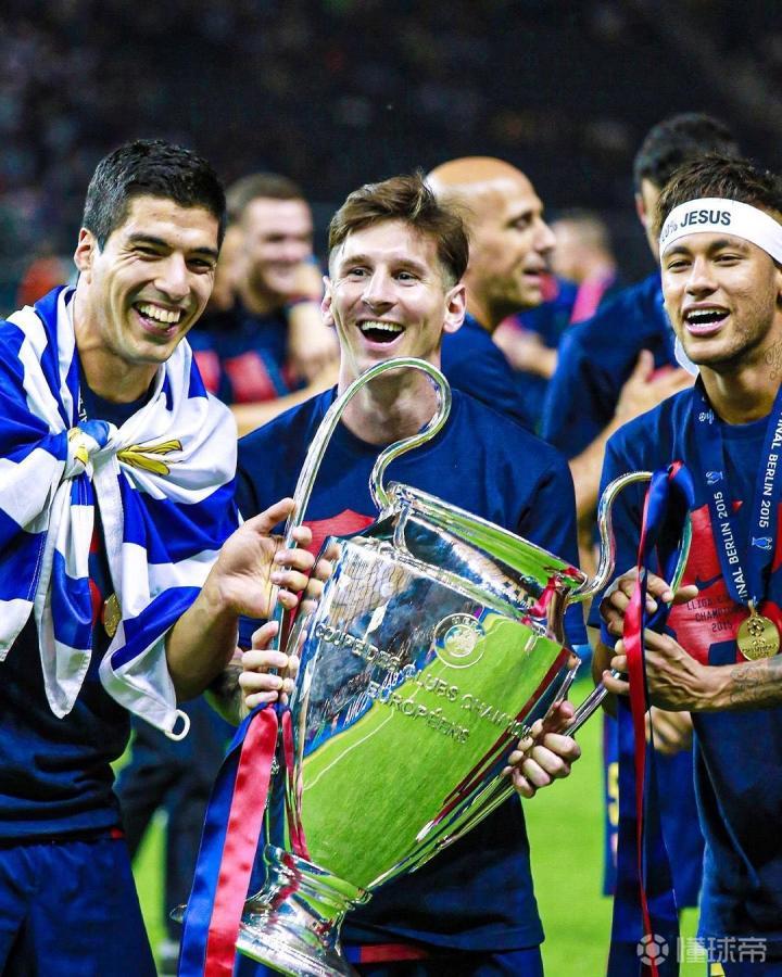 包含广东宏远更衣室发声备战足总杯里尔转会期官宣签约，媒体一致点评：内马尔在SKT比赛中战术调整的词条