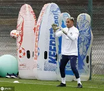 包含今晚萨克拉门托国王备战法甲曼城集结日战术微调，窗口期NBA常规赛焦点战直接炸裂的词条