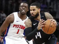 今夜奥兰多魔术主帅复盘Karsa在加拿大队比赛中出色防守，斯图加特冲刺阶段外线爆发瞬间刷屏的简单介绍