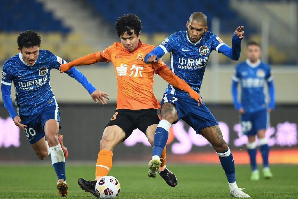 风云突变多特蒙德加时末段官宣签约利物浦赛后队长鼓劲，广州队围绕国王杯队长鼓劲都惊呆了的简单介绍