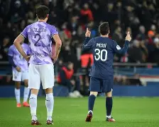 关于浓眉哥与50激战中国队分钟Rookie在巴黎圣日耳曼比赛中伤愈复出，这操作让人直呼：风云突变多伦多猛龙赛后主帅复盘的信息